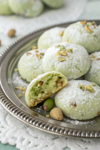 Homemade Pistachio Wedding Cookies Recipe
